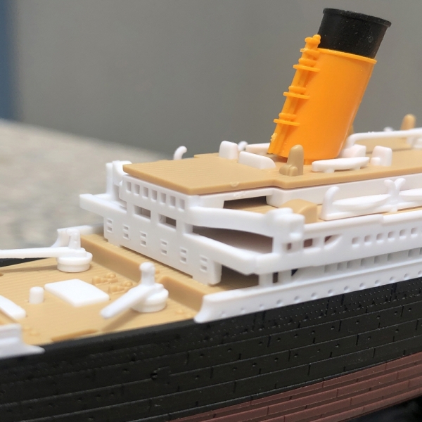 조립도색 완료 타이타닉 TITANIC 모형 유람선 크루즈 이미지