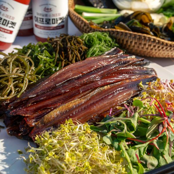 포항 구룡포 손질 햇 과메기 5미 10쪽+야채해초세트 이미지